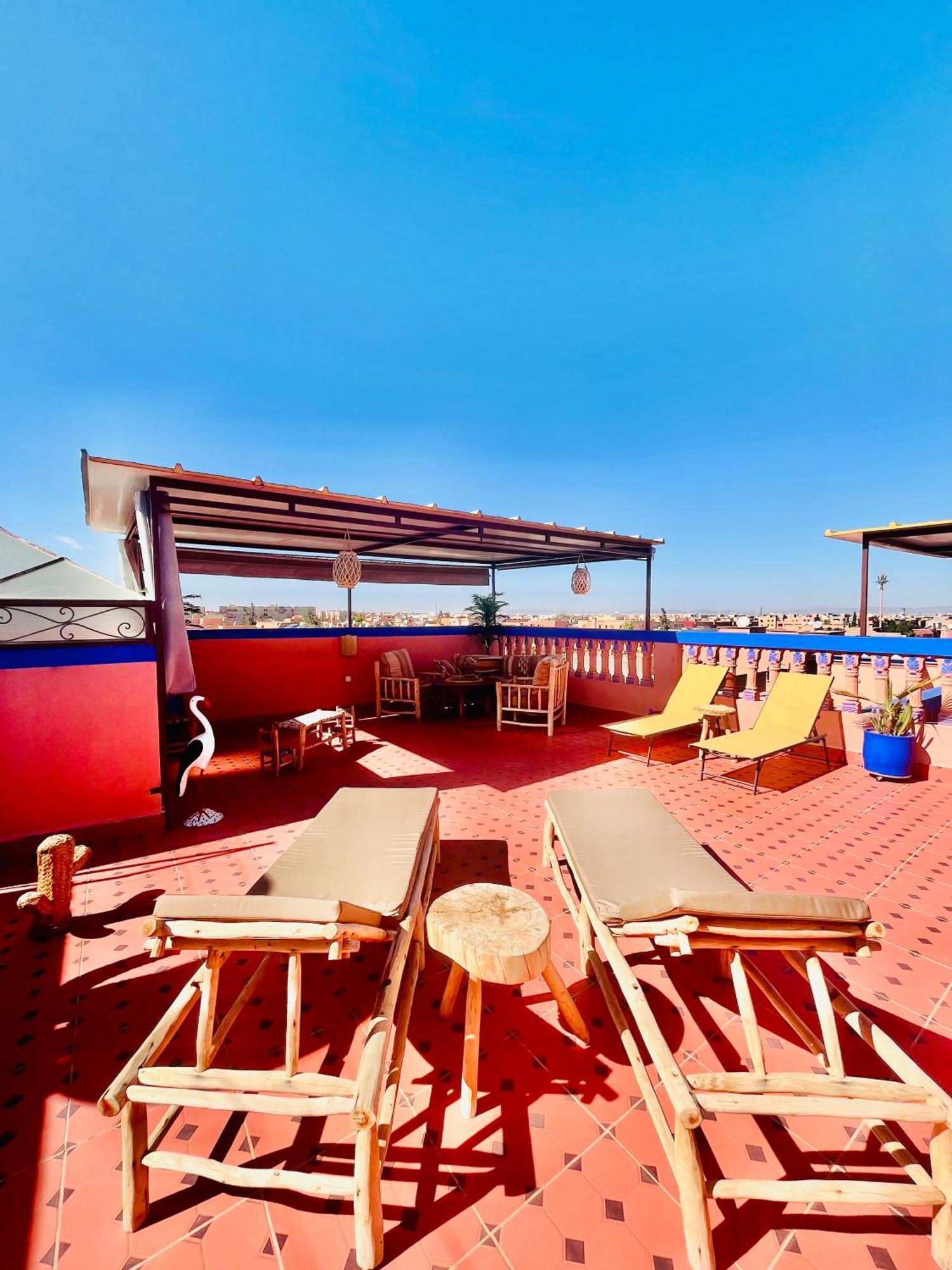 Apartment With Ac, Patio And Rooftop Appartement Climatise Avec Patio Et Toit Terrasse Marraquexe Exterior foto